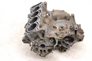 Honda - 99 Honda CBR600F4 Crankcase Center Crank Case & Cylinders - Image 3