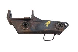 86 Honda TRX200SX Front Right Spindle Knuckle Holder Fourtrax 200 2x4