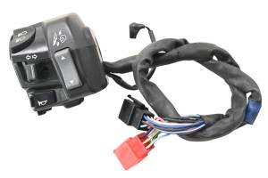 Honda - 04 Honda ST1300 Headlight On Off Turn Signal Horn Handlebar Switch - Image 2