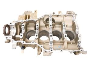 Honda - 03 Honda Aquatrax R-12X Crankcase Center Crank Case & Cylinders ARX1200T2A - Image 8