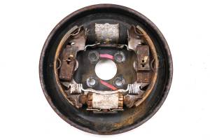 02 Honda Recon 250 ES 2x4 Front Left Brake Drum Housing TRX250TE