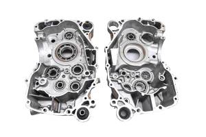 Honda - 02 Honda Rancher 350 4x4 Crankcase Center Crank Case TRX350FM - Image 6