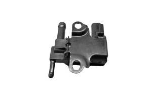 Honda - 21 Honda CB300F Solenoid Valve - Image 3