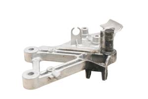 Honda - 91 Honda Interceptor 750 Front Right Driver Footrest Bracket Mount VFR750F - Image 2