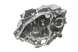 23 Kawasaki Ninja 400 Crankcase Center Crank Case EX400