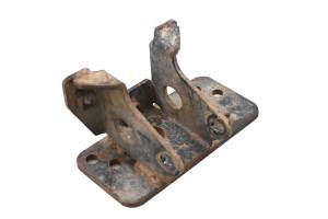 12 Kawasaki Mule 4010 4X4 Front Differential Gear Case Mount KAF620M