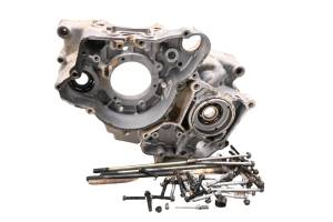 01 Kawasaki Bayou 220 2x4 Left Crankcase Center Half Crank Case KLF220