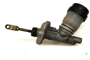 02 Kawasaki Mule 3010 4x4 Brake Master Cylinder KAF620