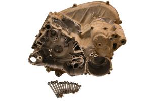 10 Kawasaki Teryx 750 4x4 Crankcase Center Crank Case KRF750
