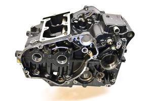 Kawasaki - 13 Kawasaki Ninja 300 Crankcase Center Crank Case EX300 - Image 3