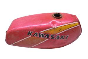 Kawasaki - 81 Kawsaki KE100 Gas Tank & Fuel Petcock Kawasaki - Image 1