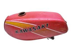 Kawasaki - 81 Kawsaki KE100 Gas Tank & Fuel Petcock Kawasaki - Image 2