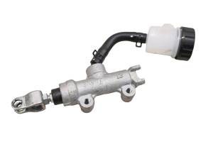 Kawasaki - 20 Kawasaki Z900 Rear Brake Master Cylinder ZR900 ABS - Image 2