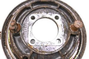 Kawasaki - 05 Kawasaki Bayou 250 2x4 Rear Brake Drum Housing KLF250 - Image 4