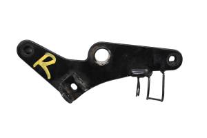 Kawasaki - 04 Kawasaki Vulcan 500 LTD Right Foot Rest Foot Peg Holder EN500 - Image 1