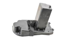 01 Kawasaki Vulcan 1500 Classic Tool Storage Box