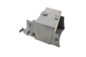 01 Kawasaki Vulcan 1500 Classic Battery Box