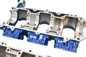 Polaris - 95 Polaris SL 750 Crankcase Center Crank Case For Parts - Image 5