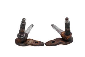 Polaris - 06 Polaris Sportsman 90 2x4 Front Spindles Knuckles Left & Right - Image 2