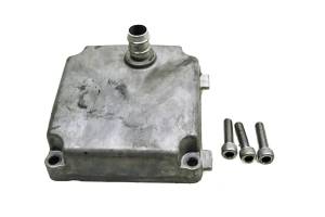 Yamaha - 06 Yamaha YZF R6S Crankcase Breather Vent Cover - Image 2