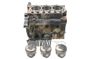 17 Kawasaki Mule Pro-DXT EPS LE Crankcase Center Crank Case & Cylinders KAF1000CH