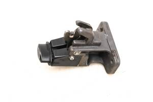 01 Yamaha Waverunner GPR1200 Hood Hatch Latch