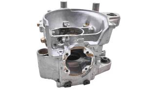 Polaris - 06 Polaris Predator 90 2x4 Crankcase Center Crank Case - Image 4