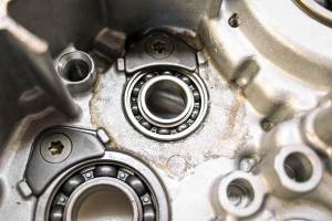 Yamaha - 02 Yamaha YZ250F Crankcase Center Crank Case - Image 9