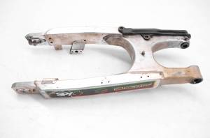 Suzuki - 04 Suzuki DRZ400 Rear Swingarm - Image 2