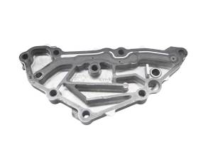 Yamaha - 16 Yamaha YFZ-R3 Oil Pump Cover - Image 2