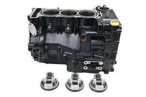 Yamaha - 17 Yamaha Waverunner VX Deluxe Crankcase Center Crank Case & Cylinders VX1050BS - Image 2