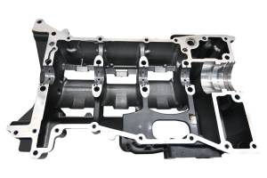 Yamaha - 17 Yamaha Waverunner VX Deluxe Crankcase Center Crank Case & Cylinders VX1050BS - Image 7