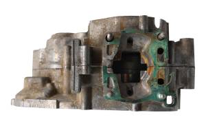 Suzuki - 02 Suzuki RM85 Crankcase Center Crank Case - Image 2