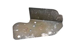 06 Polaris Sportsman 800 EFI 4x4 Left Side Splash Guard Bracket Mount