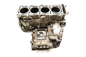 02 Suzuki GSXR600 Crankcase Center Crank Case & Cylinders