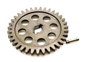 02 Suzuki GSXR600 Oil Pump Gear