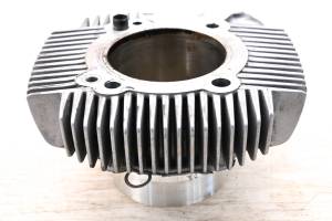 Ducati - 14 Ducati Monster 796 ABS Horizontal Cylinder - Image 3