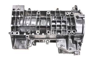 Yamaha - 00 Yamaha Waverunner GP800 Crankcase Center Crank Case - Image 8