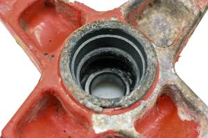 Polaris - 03 Polaris Predator 500 2x4 Front Wheel Hub Left Right - Image 5