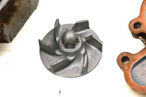 Polaris - 03 Polaris Predator 500 2x4 Clutch Cover & Water Pump - Image 5