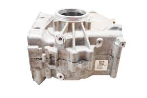 Polaris - 16 Polaris Sportsman 450 4x4 Crankcase Center Crank Case - Image 3