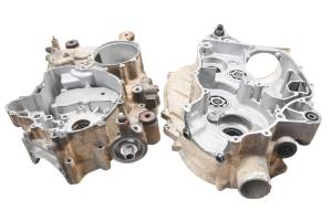 Kawasaki - 09 Kawasaki Prairie 360 4x4 Crankcase Center Crank Case KVF360 - Image 2