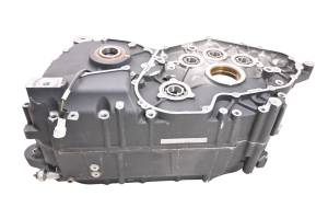 16 Indian Chieftain Dark Horse Crankcase Center Crank Case - Image 4