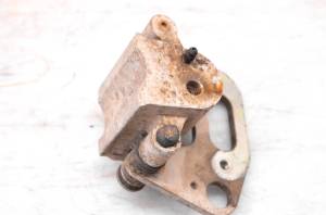 Polaris - 00 Polaris Sportsman 500 4x4 Front Left Brake Caliper - Image 2