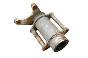 Yamaha - 03 Yamaha Warrior 350 2x4 Rear Bearing Carrier Axle Housing YFM350X - Image 3