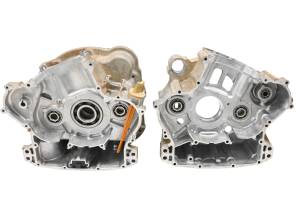 Polaris - 10 Polaris Sportsman 550 XP 4x4 Crankcase Center Crank Case - Image 6