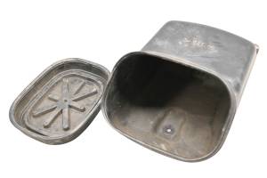 Yamaha - 09 Yamaha Grizzly 700 4x4 EPS Tool Storage Box YFM700F - Image 4