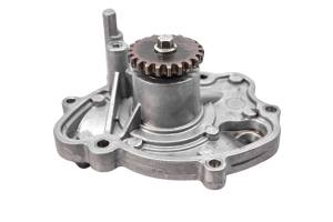 20 Indian Challenger Dark Horse Water Pump Cover & Impeller - Image 3