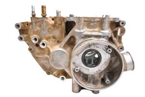 Polaris - 07 Polaris Sportsman 450 4x4 Crankcase Center Crank Case - Image 4