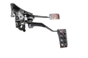 14 Yamaha Viking 700 4x4 Gas Brake Pedal Assembly